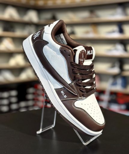 Nike Jordan 1 x Travis Scott Cactus Jack